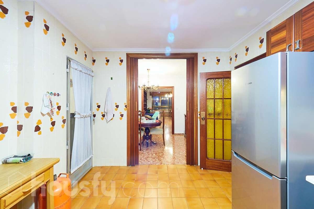 Classic Bedroom In The Center Of อาลิกันเต ภายนอก รูปภาพ